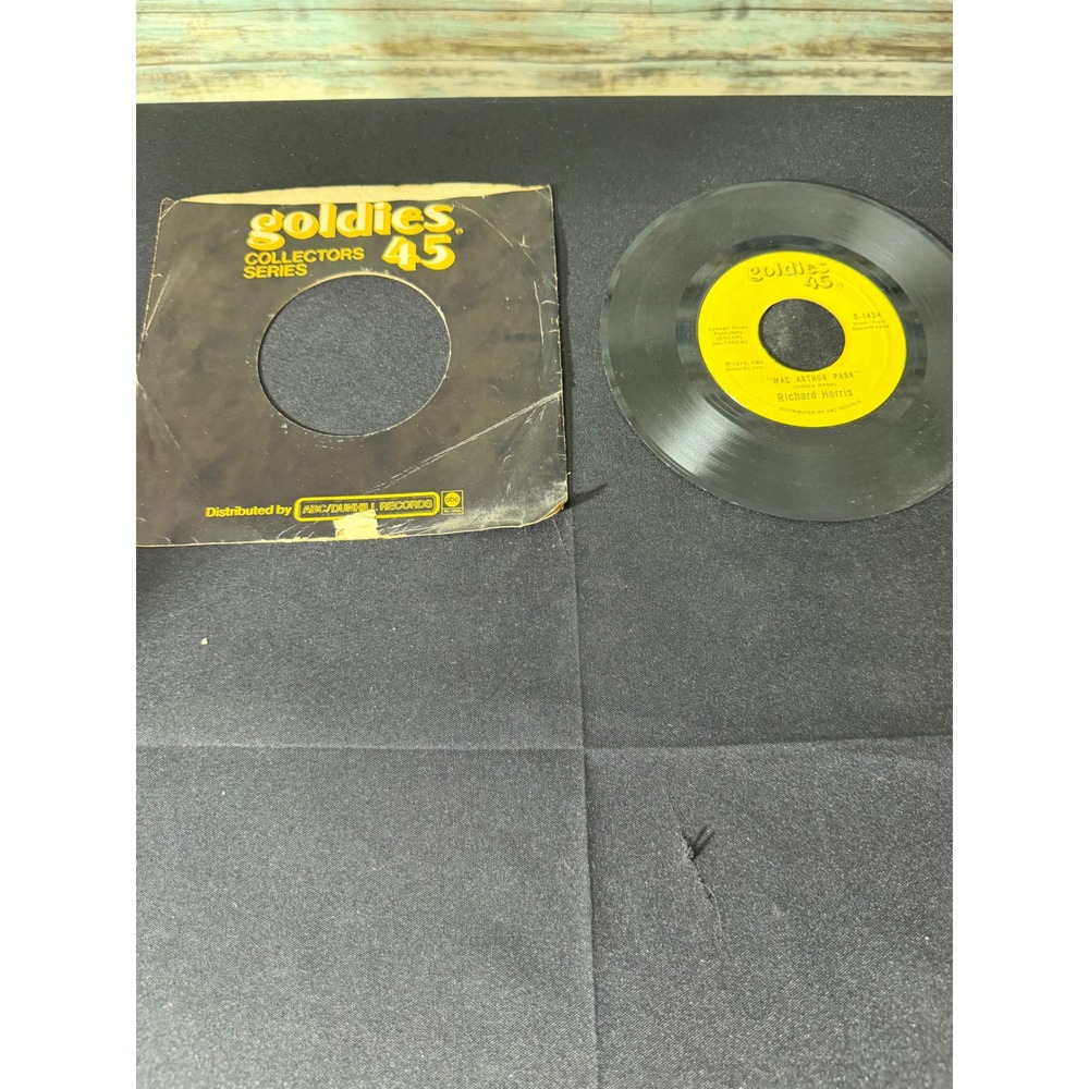 Goldies 45 Richard Harris Mac Arthur Park 7" Vinyl Single Black Excellent D-1434